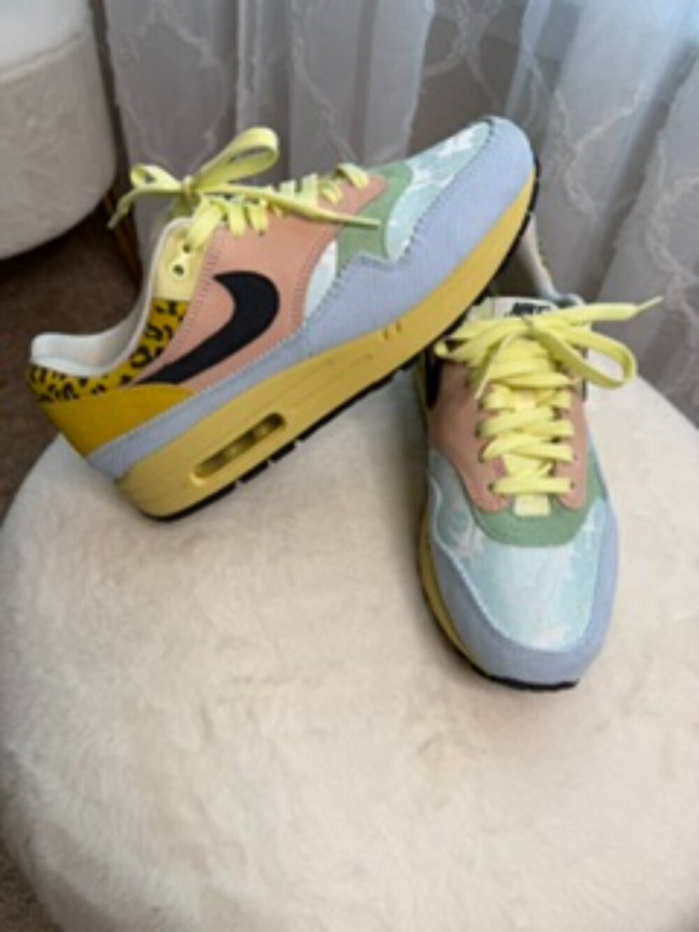 Nike Women's Air Max 1 '87 Premium